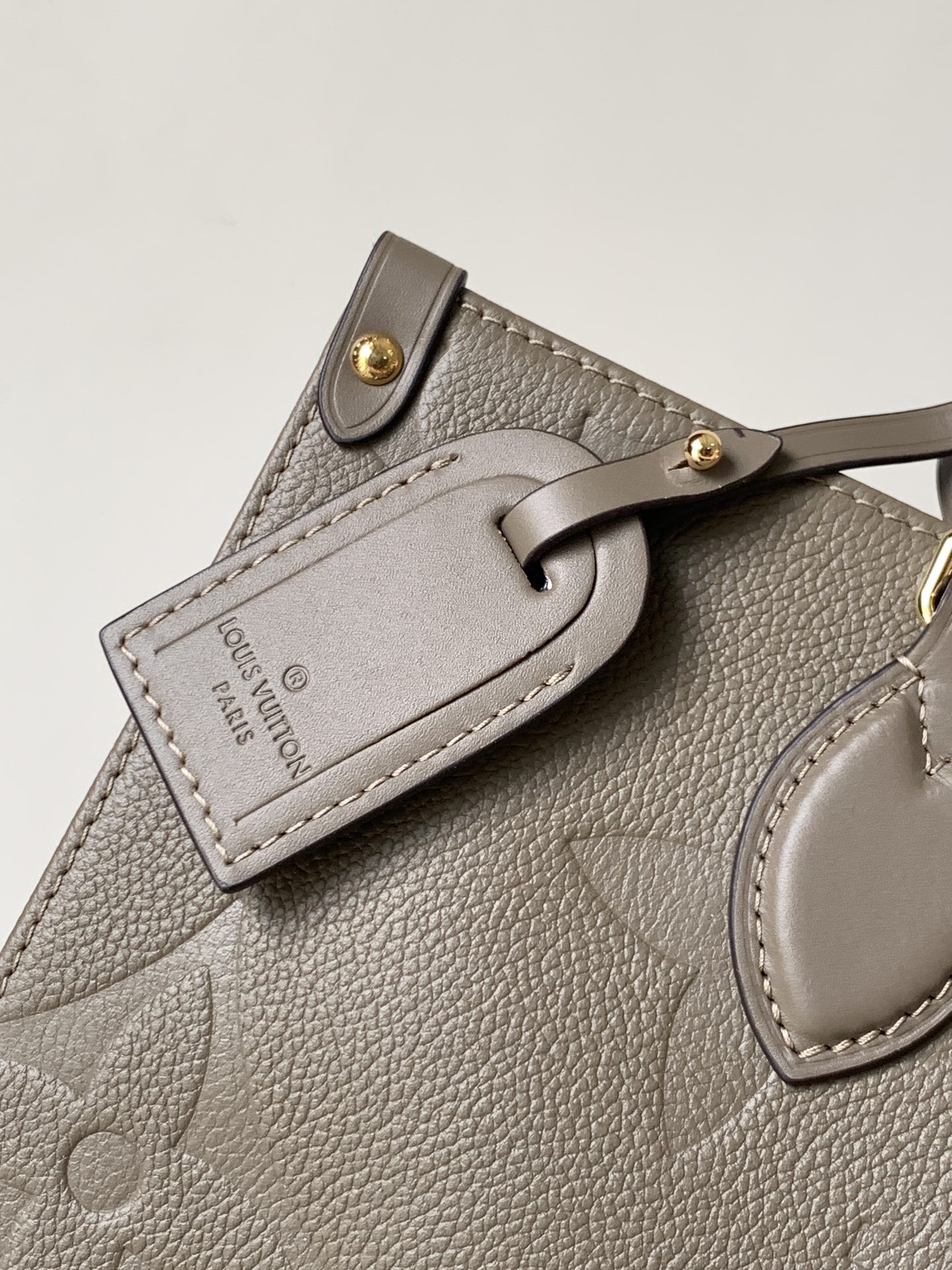 Louis Vuitton Basic Bag Cow Leather Black M-l