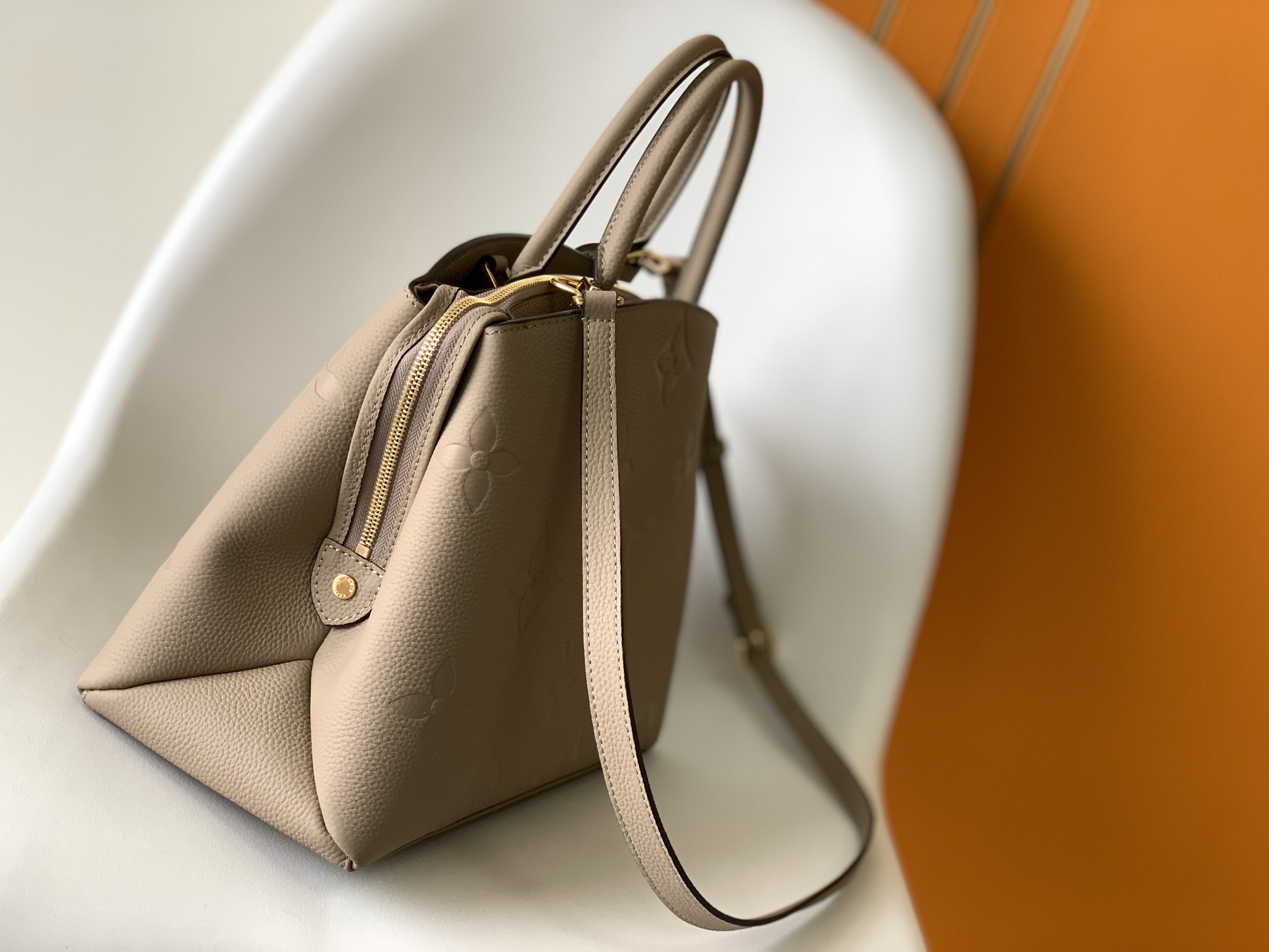 Louis Vuitton Basic Bag Black M-l-s