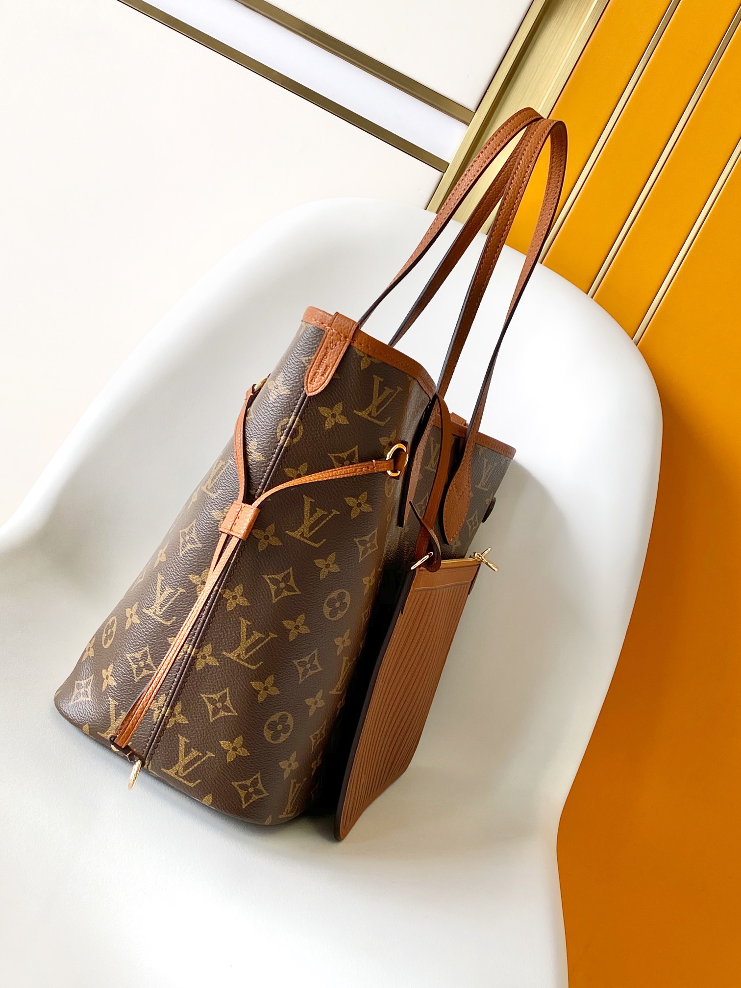 Louis Vuitton Basic Bag Canvas Black M-l-s