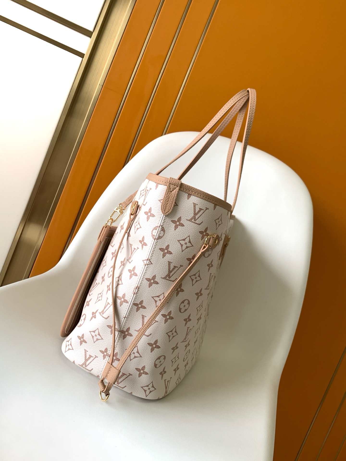 Louis Vuitton Basic Bag Canvas Black M-l-s