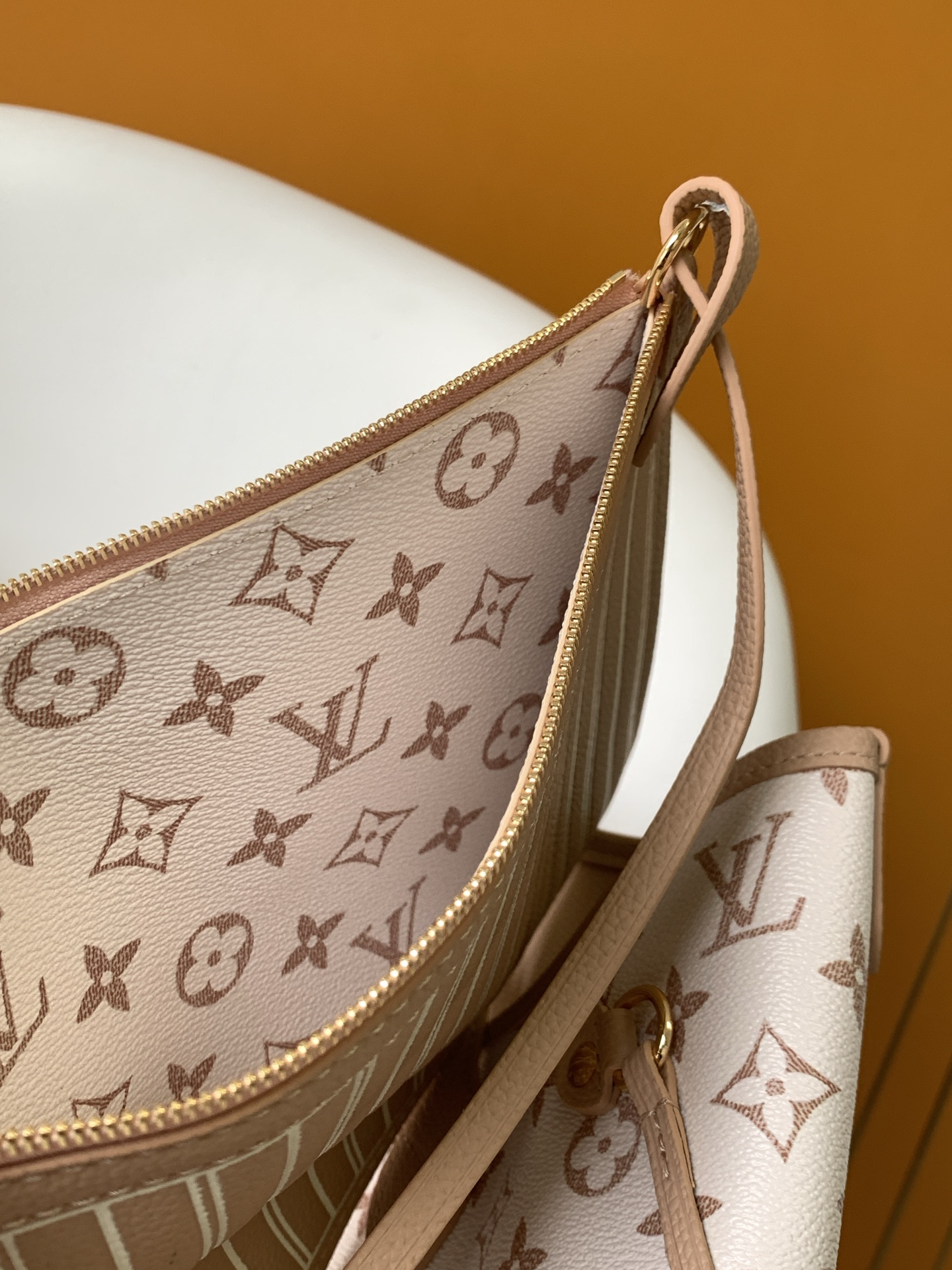 Louis Vuitton Basic Bag Canvas Black M-l-s