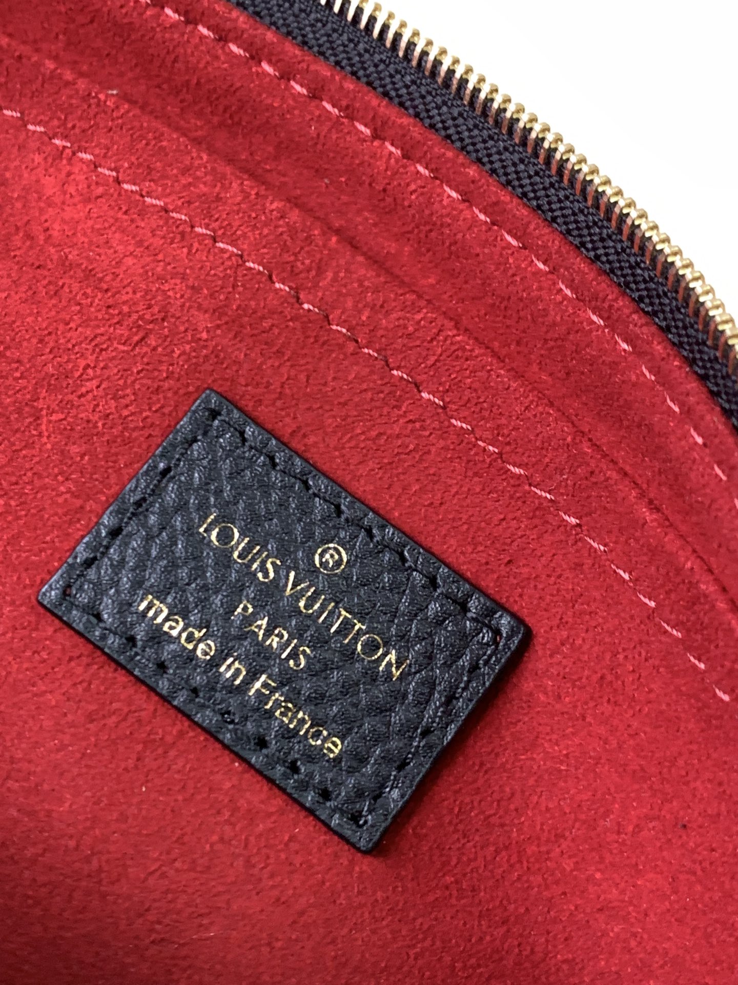 Louis Vuitton Basic Bag Black M