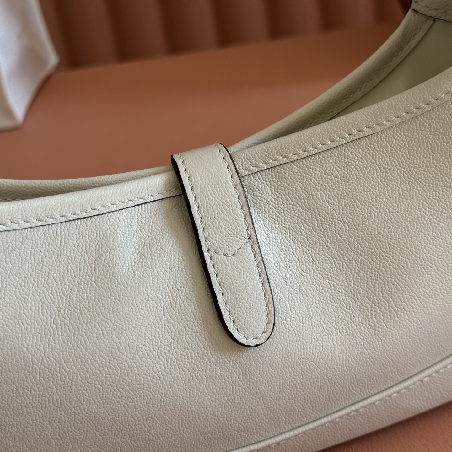 Gucci Basic Bag Canvas Brown M-l