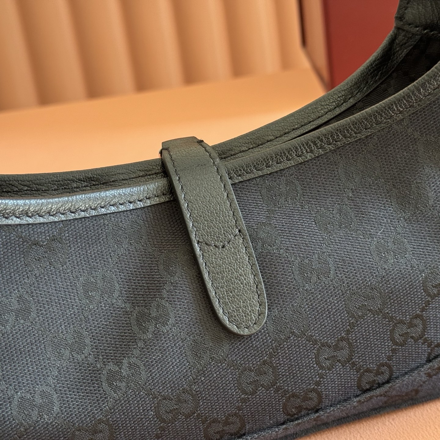 Gucci Basic Bag Canvas Brown M-l