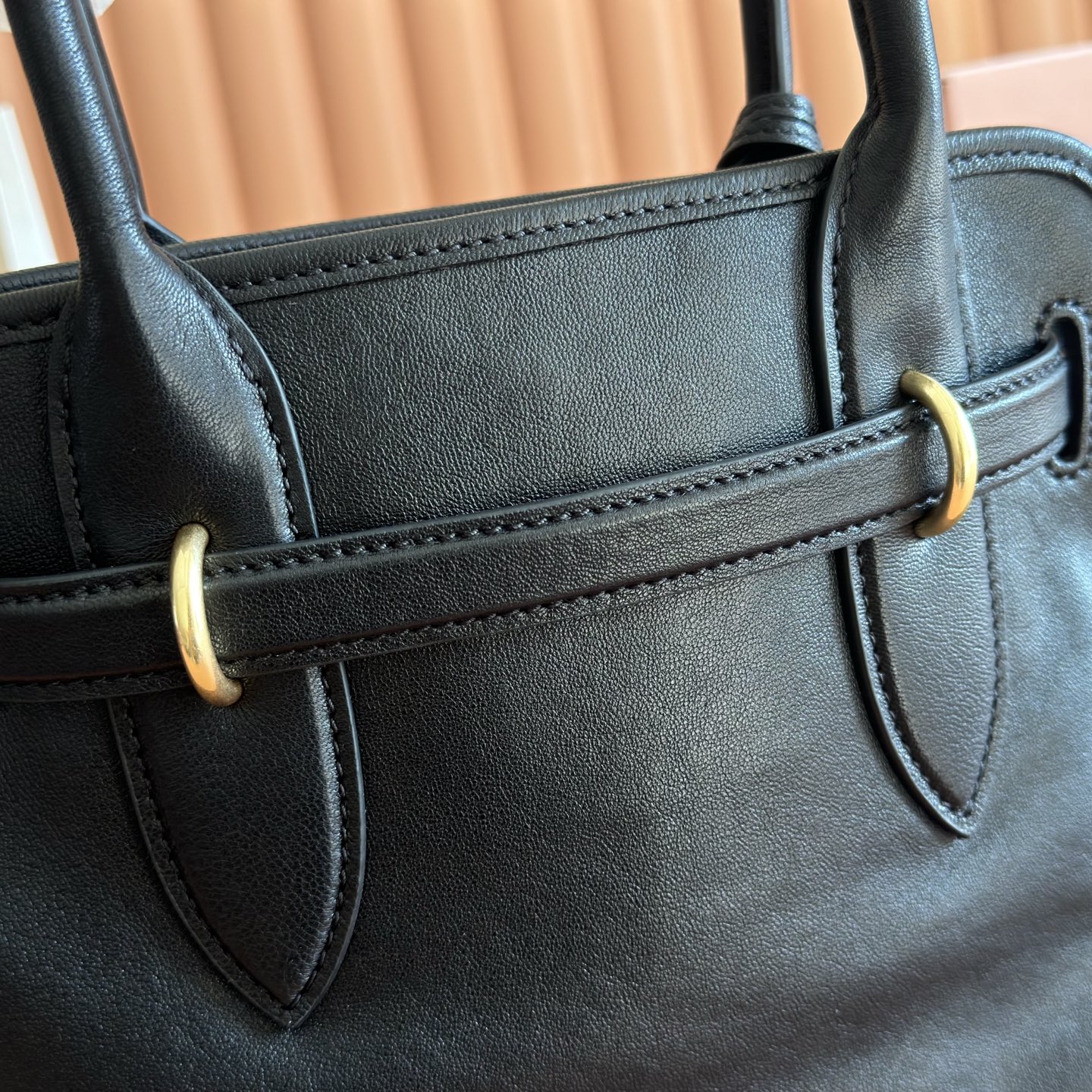 Miu Miu Basic Bag Gold M-10cm