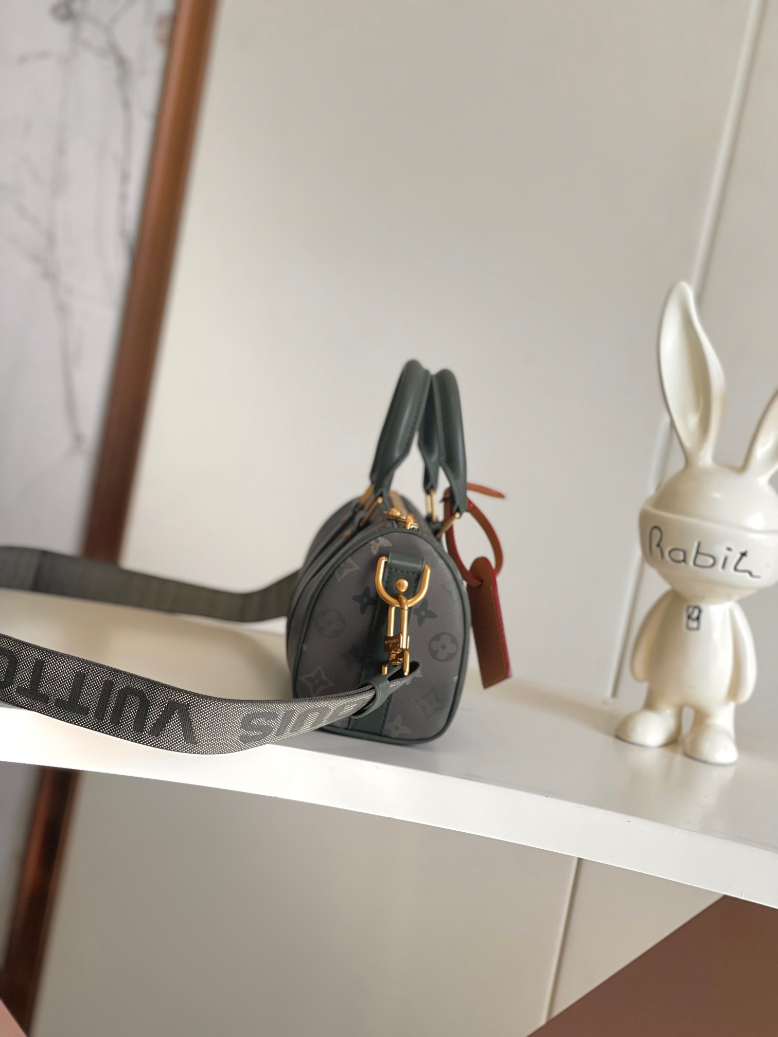 Louis Vuitton Basic Bag Canvas Green M-l-s