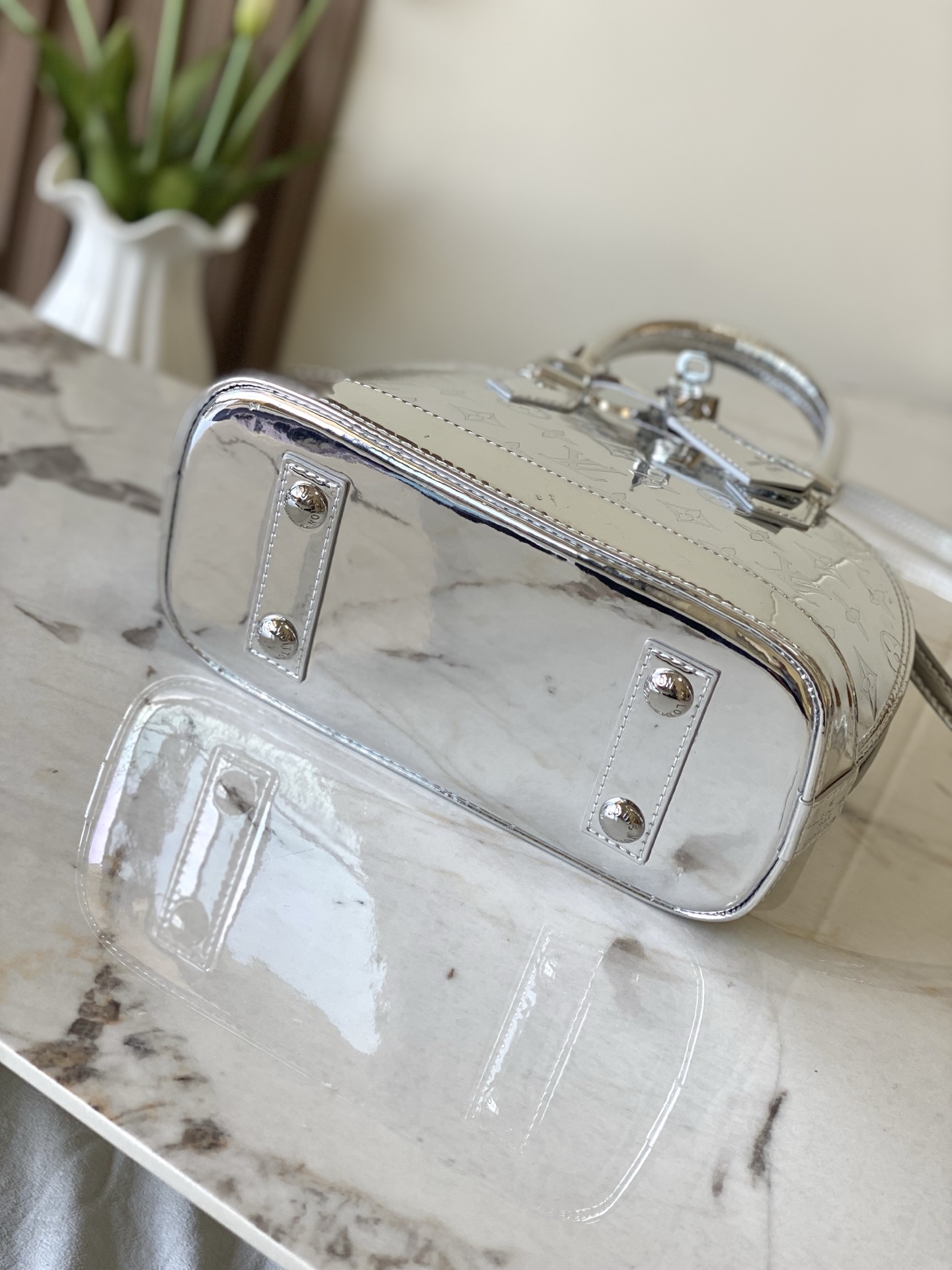 Louis Vuitton Basic Bag Canvas Silver M-l-s