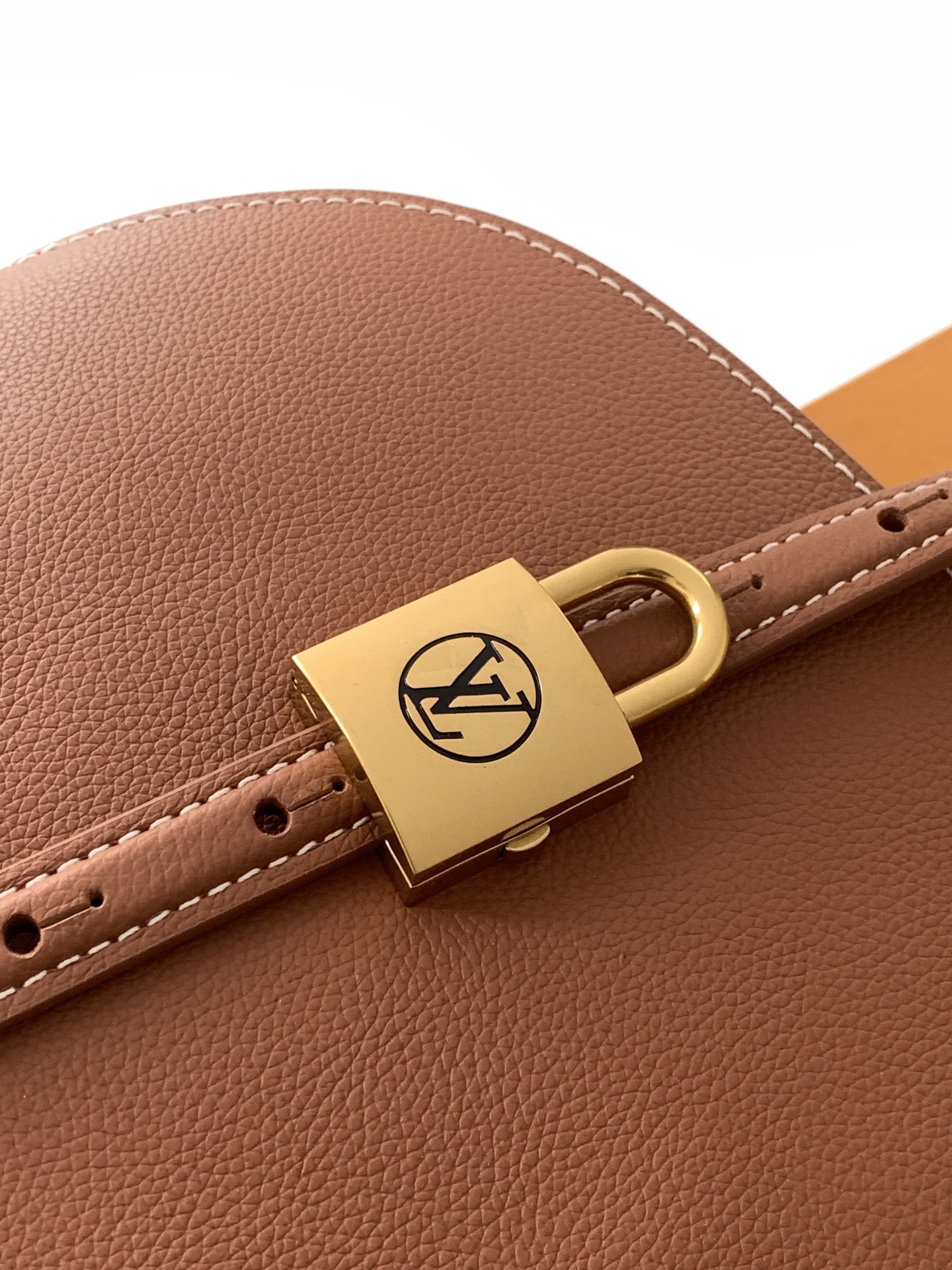 Louis Vuitton Basic Bag Cow Leather Black M-l