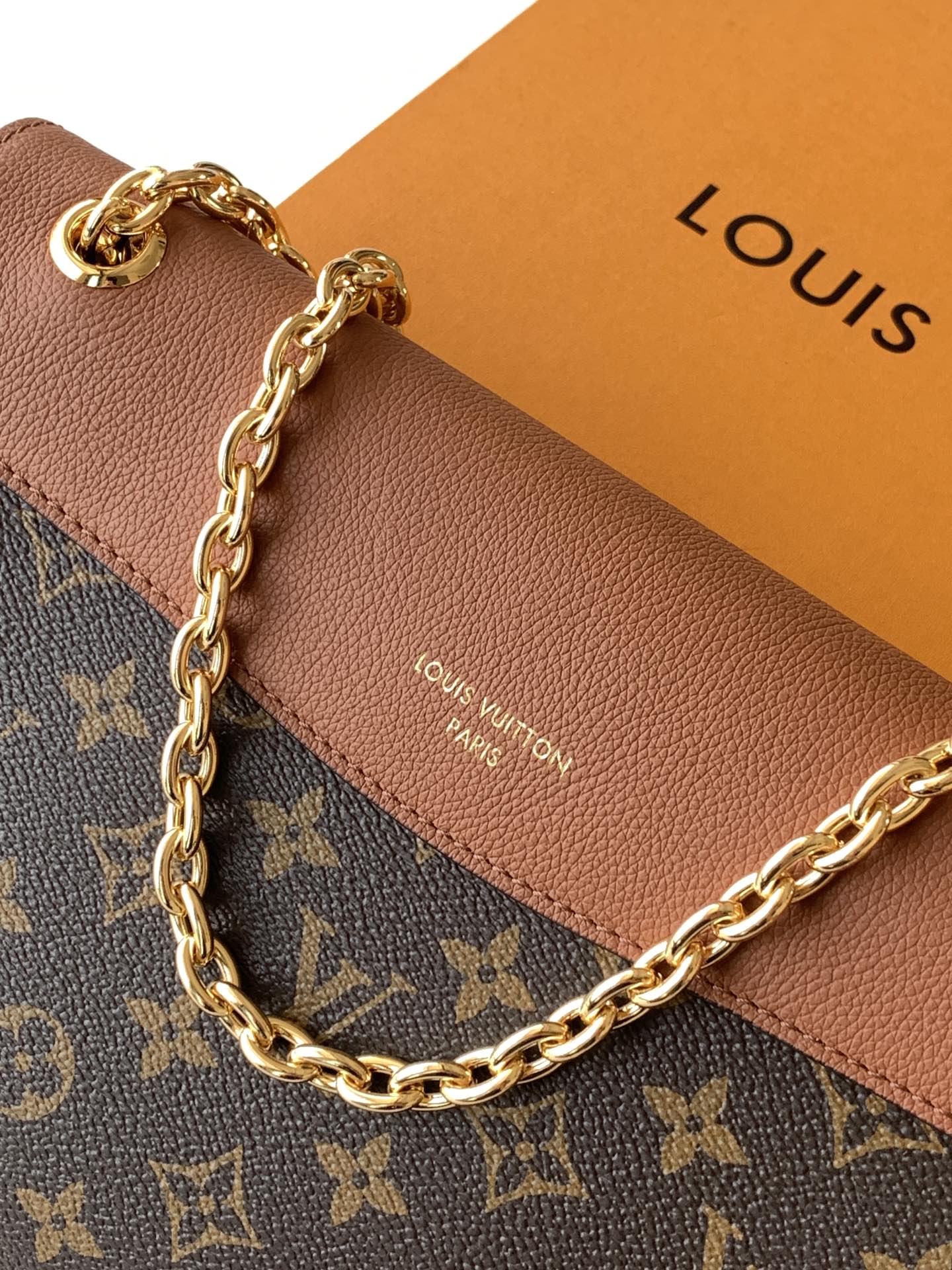 Louis Vuitton Tote Bag Canvas Black M-l-s