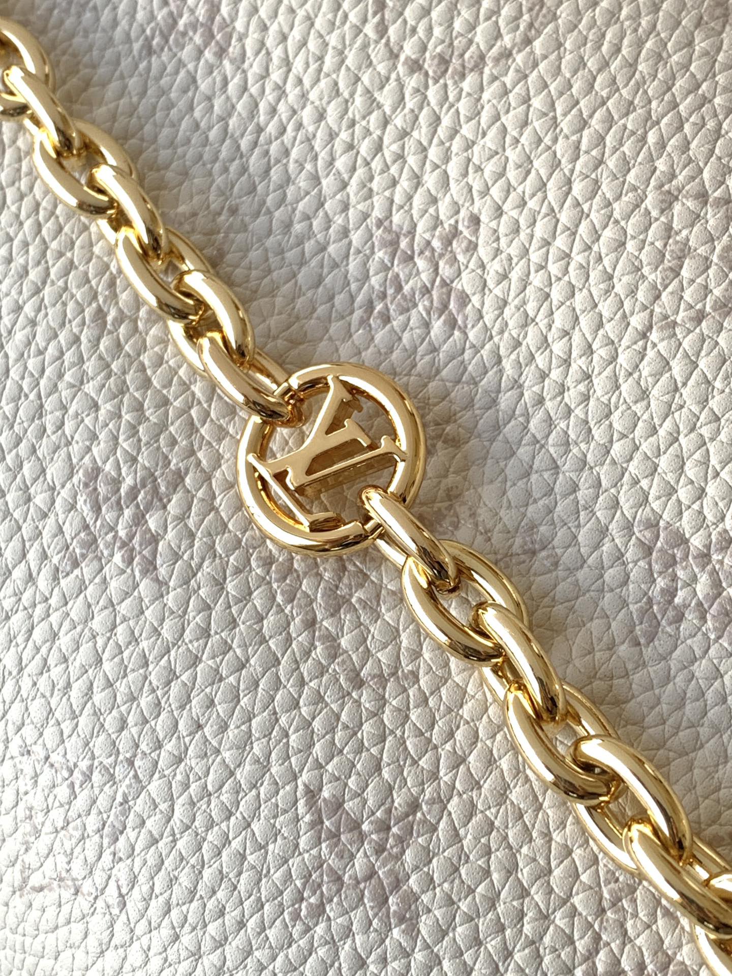 Louis Vuitton Basic Bag Cow Leather Black M-l-s