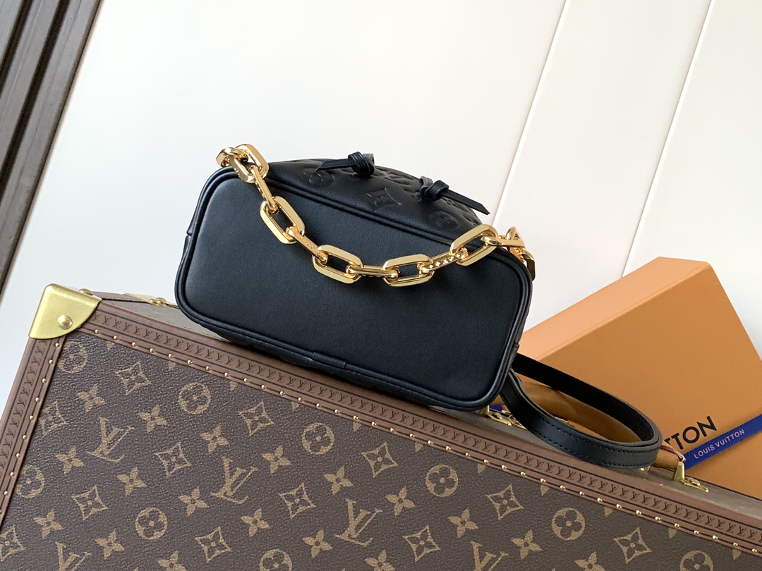 Louis Vuitton Basic Bag Cow Leather Black M-l-s