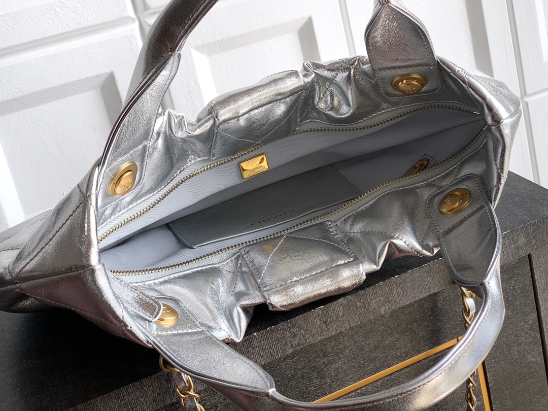 Chanel Female Basic Bag Sheepskin Black Waterproof L