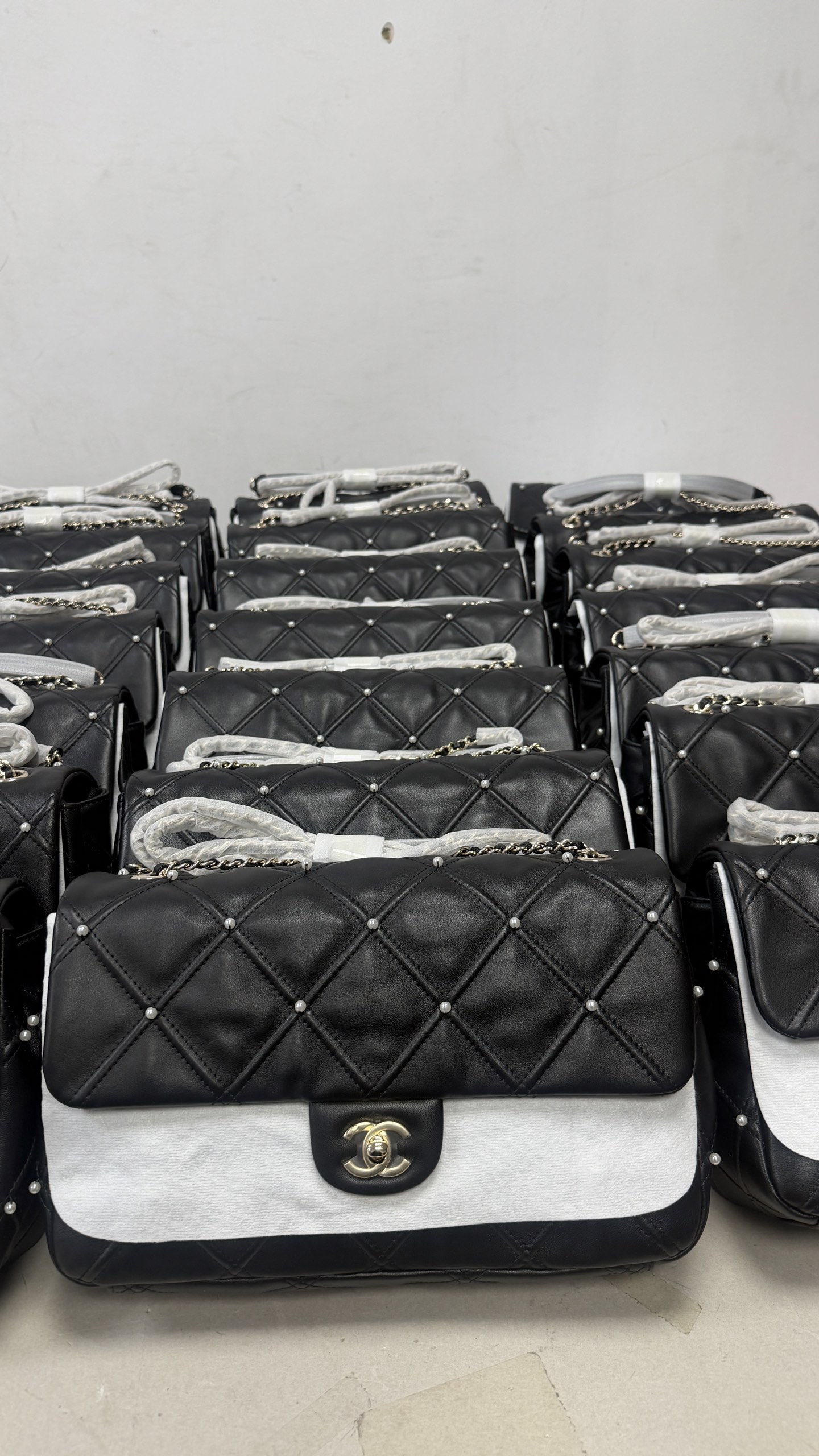 Chanel Female Basic Bag M-l