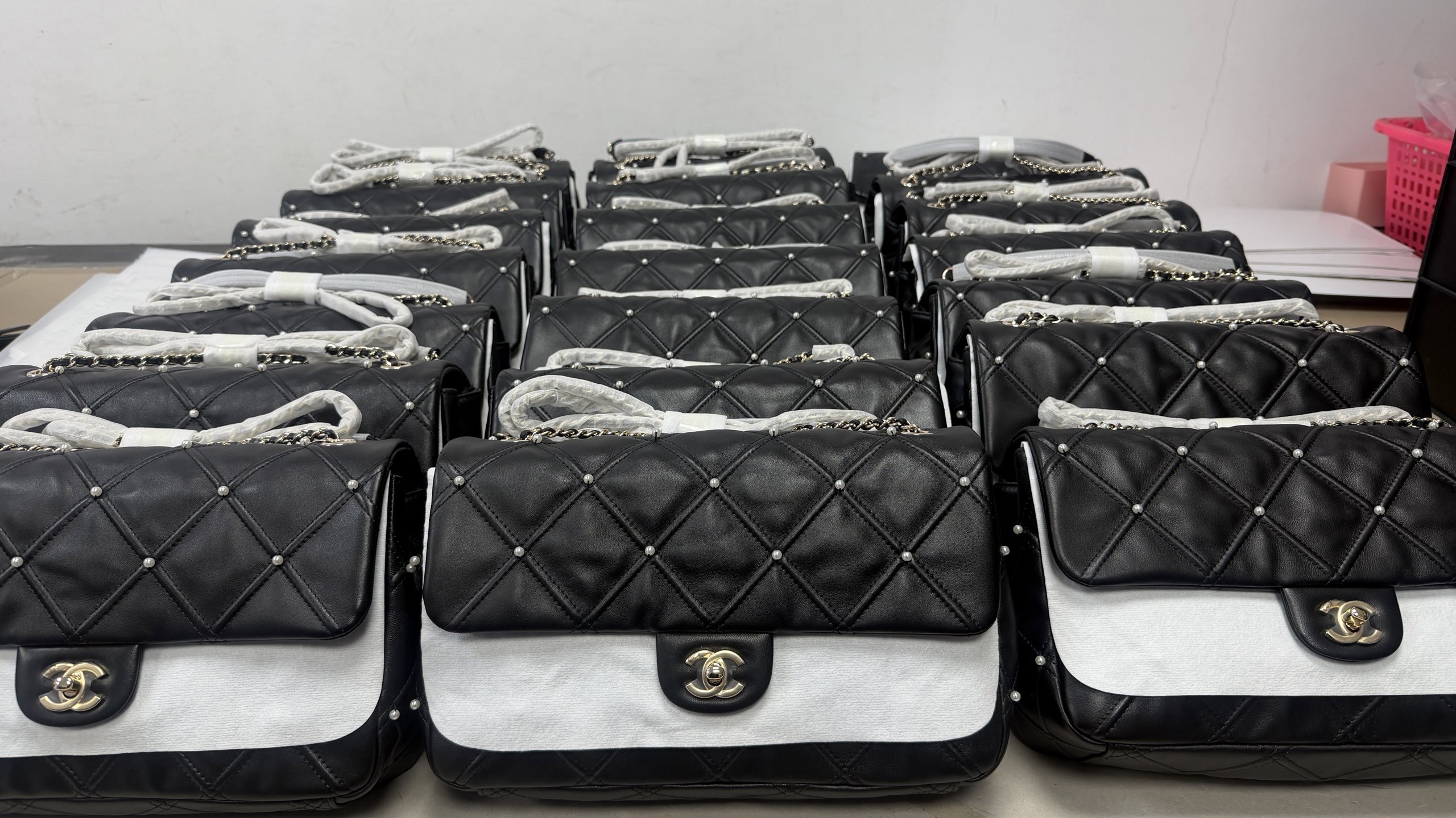 Chanel Female Basic Bag M-l