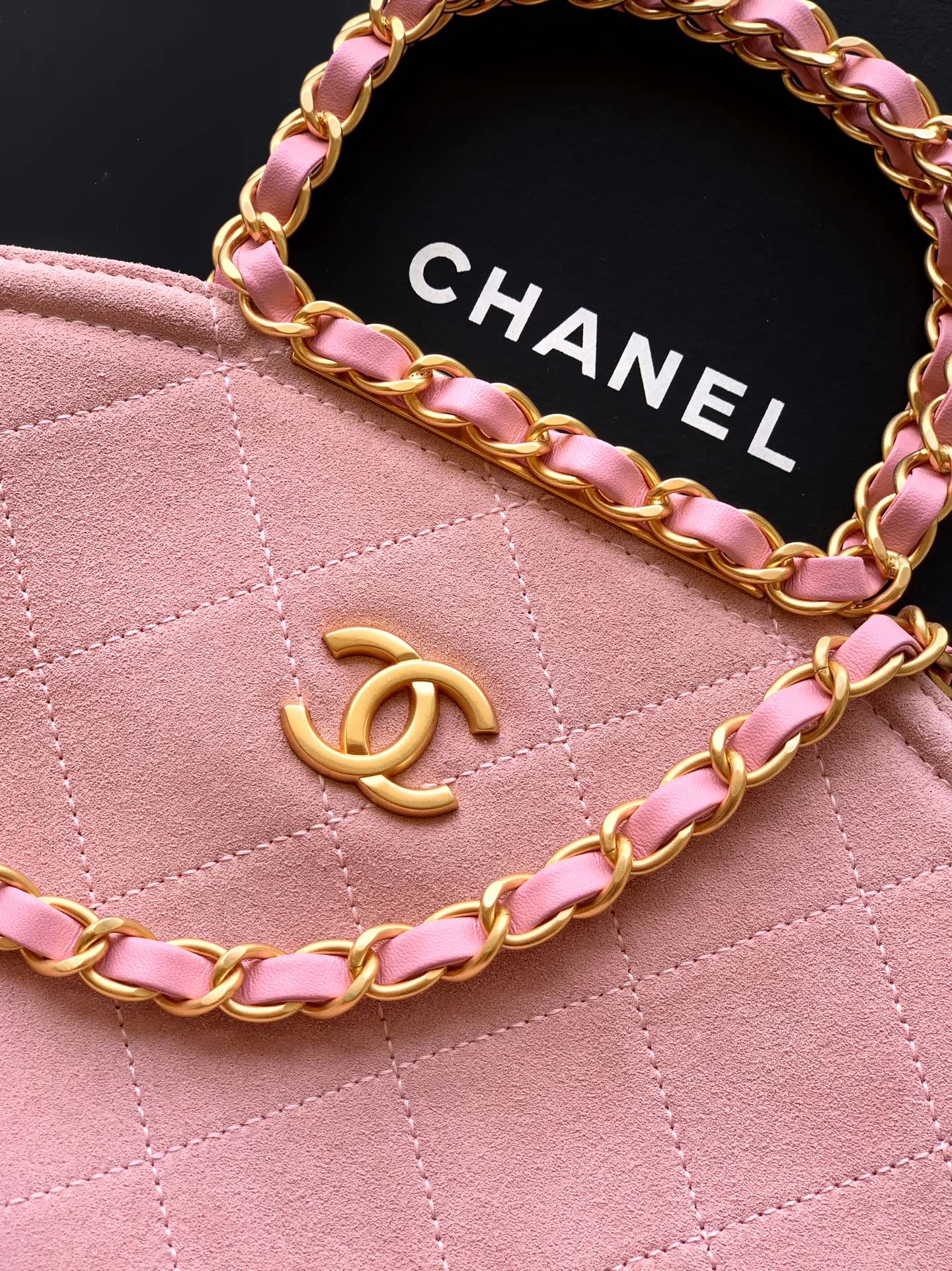 Chanel Basic Bag Cow Leather Black M-l