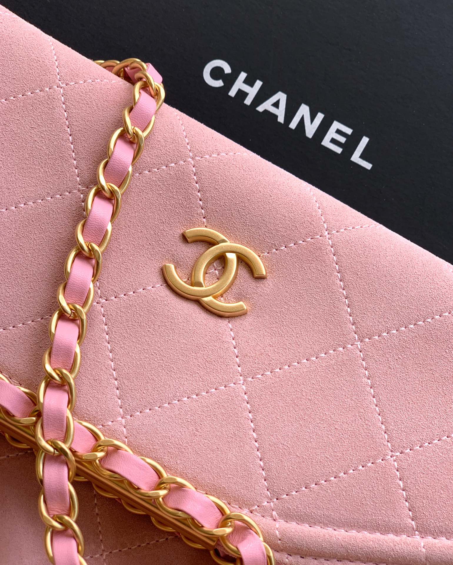 Chanel Basic Bag Cow Leather Black M-l