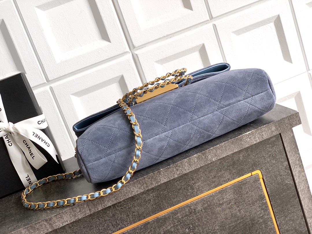 Chanel Basic Bag Cow Leather Black M-l