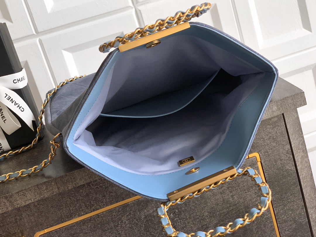 Chanel Basic Bag Cow Leather Black M-l