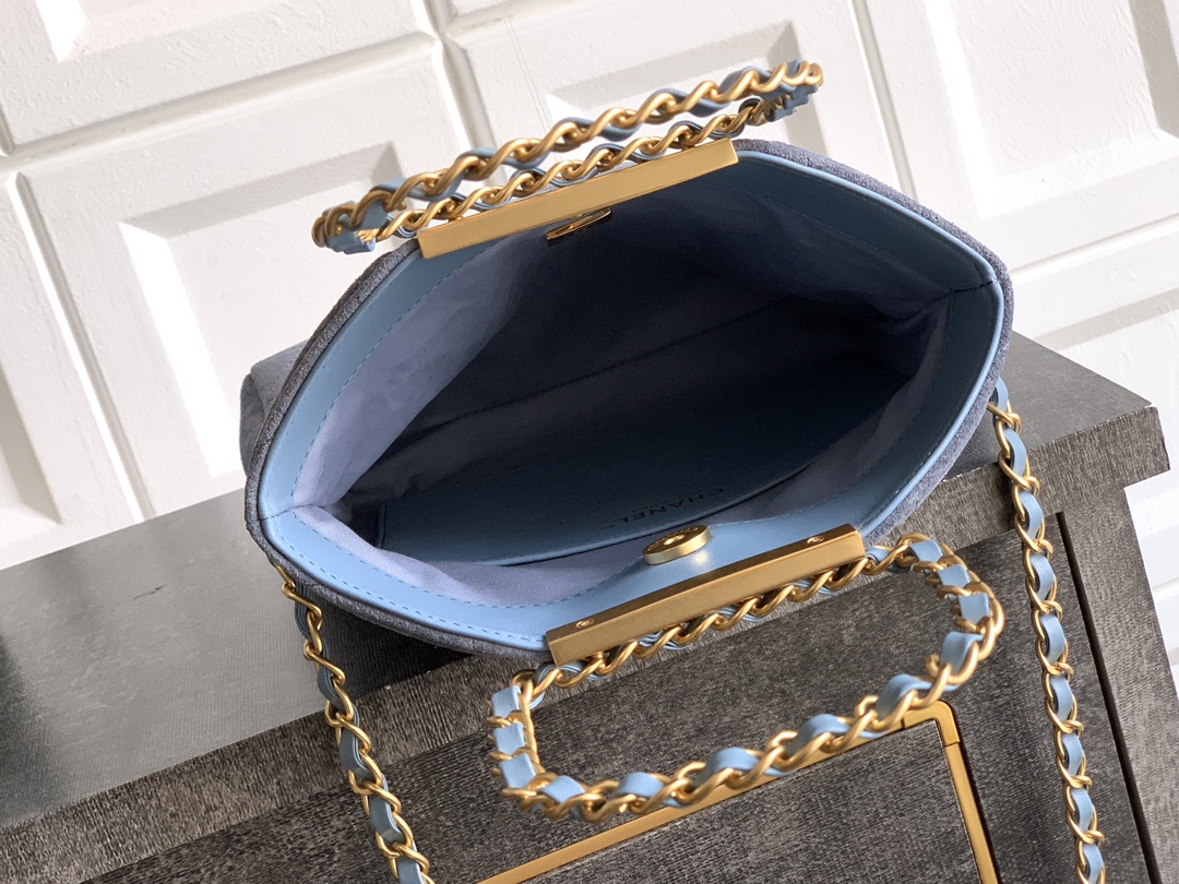 Chanel Basic Bag Cow Leather Black M-l