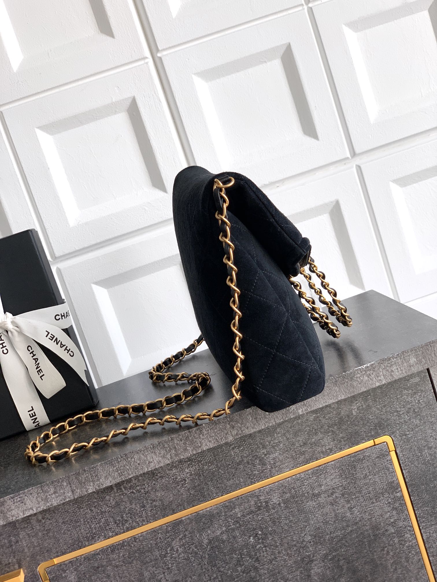 Chanel Basic Bag Cow Leather Black M-l