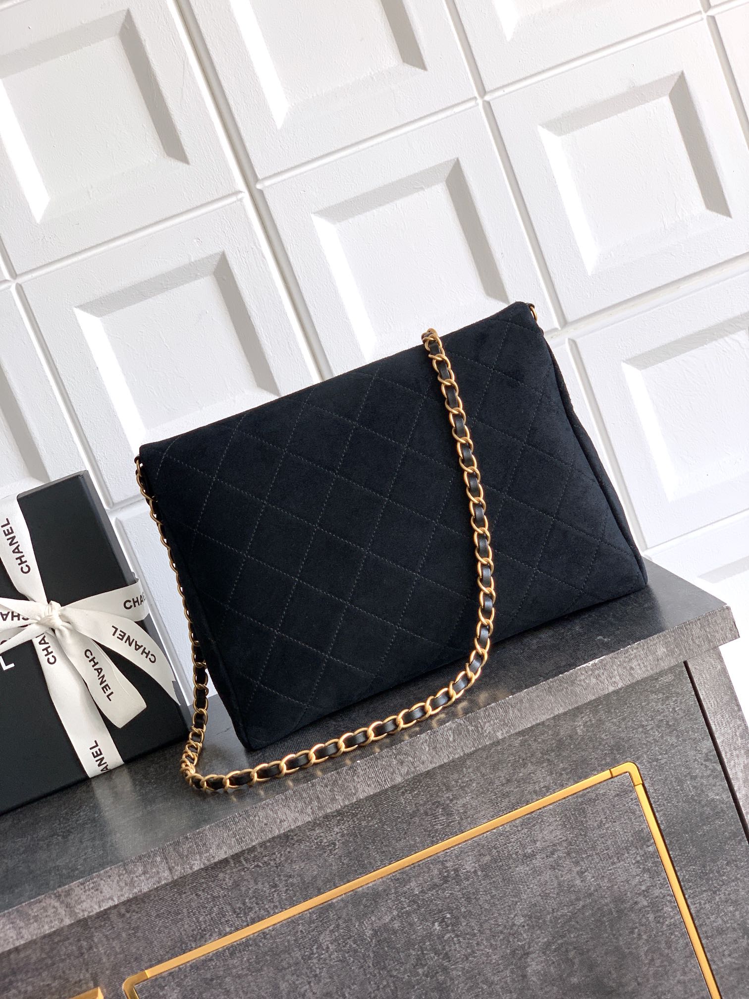 Chanel Basic Bag Cow Leather Black M-l