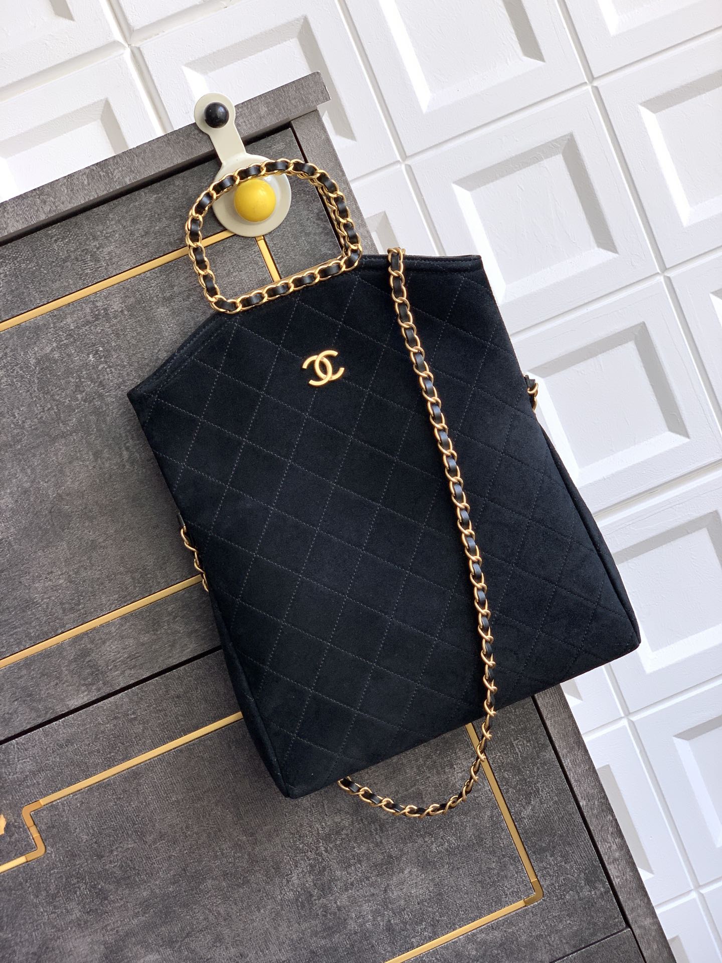 Chanel Basic Bag Cow Leather Black M-l