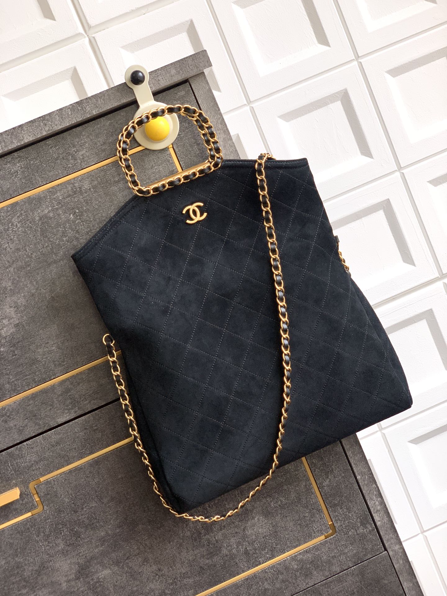 Chanel Basic Bag Cow Leather Black M-l