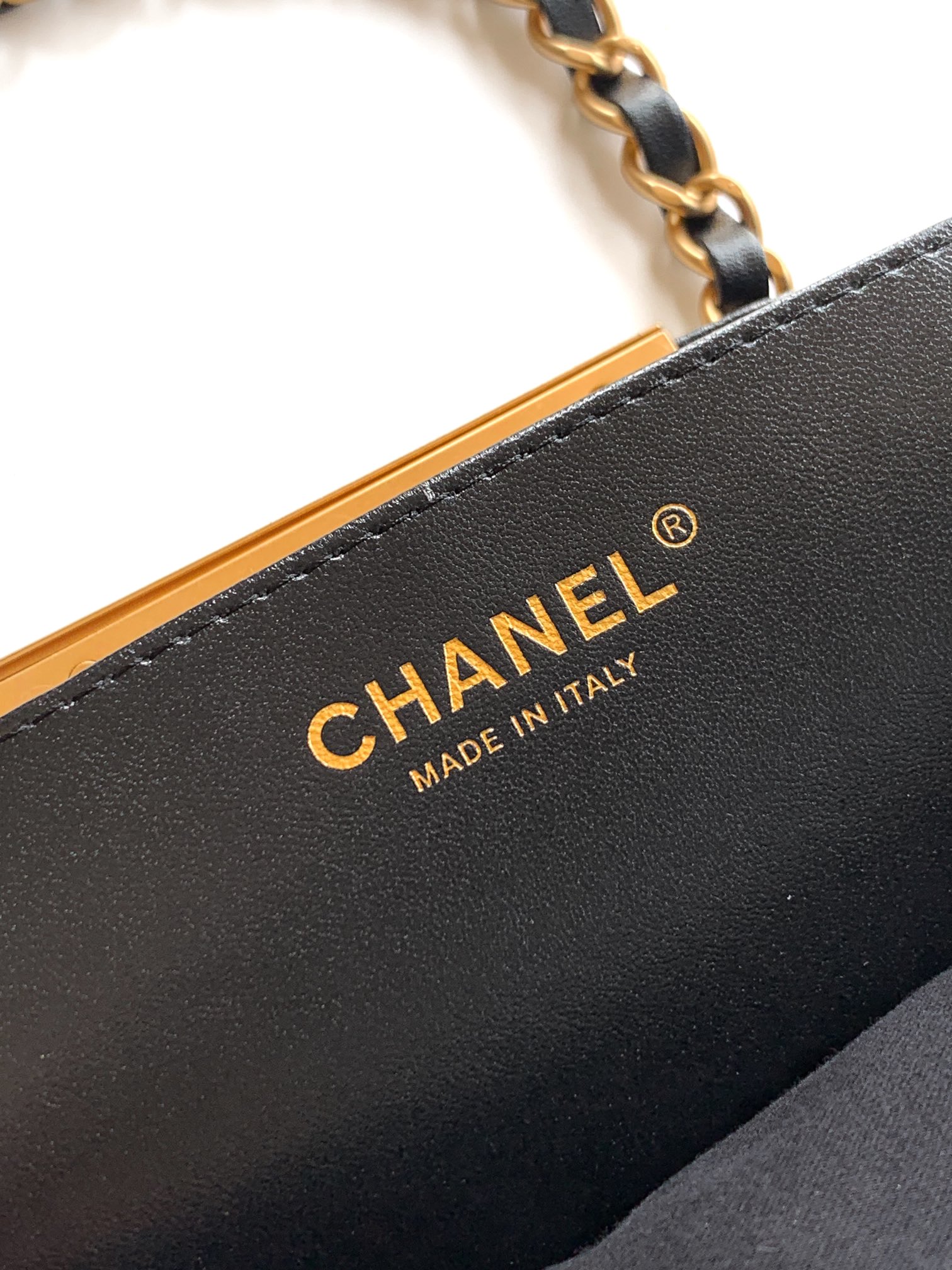 Chanel Basic Bag Cow Leather Black M-l