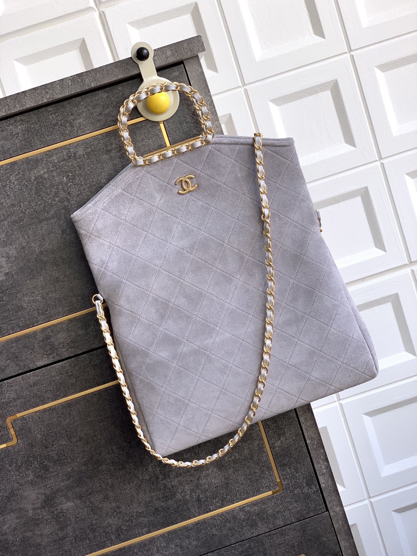 Chanel Basic Bag Cow Leather Black M-l