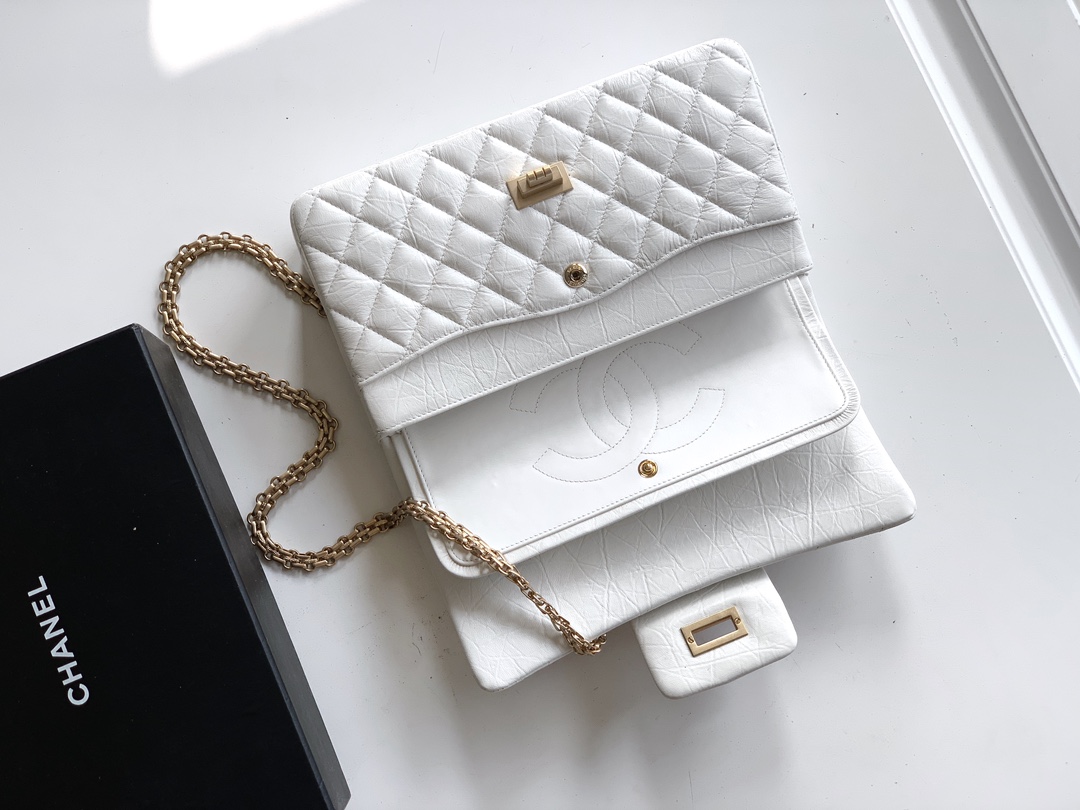 Chanel Basic Bag M-l