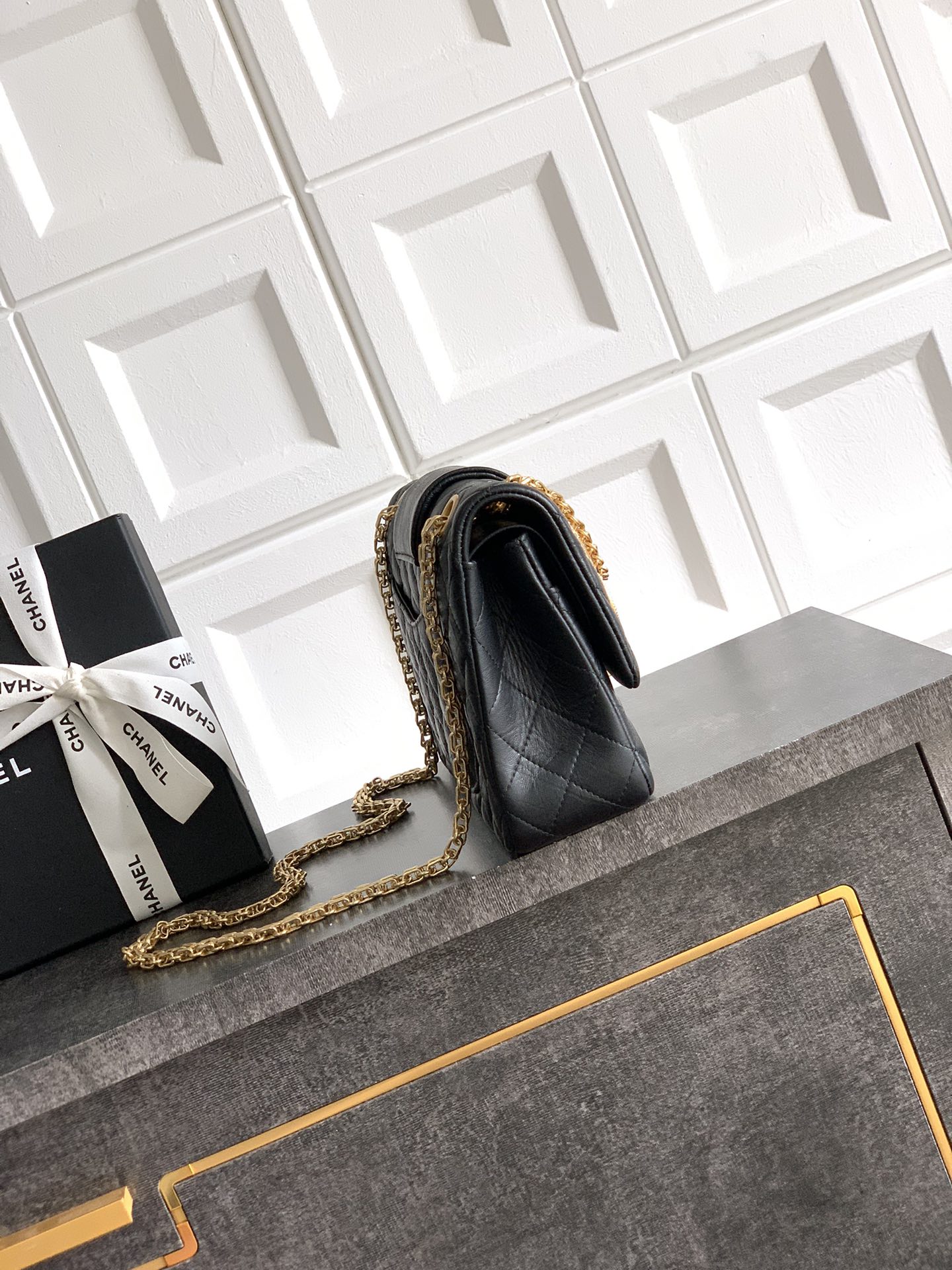 Chanel Basic Bag M-l