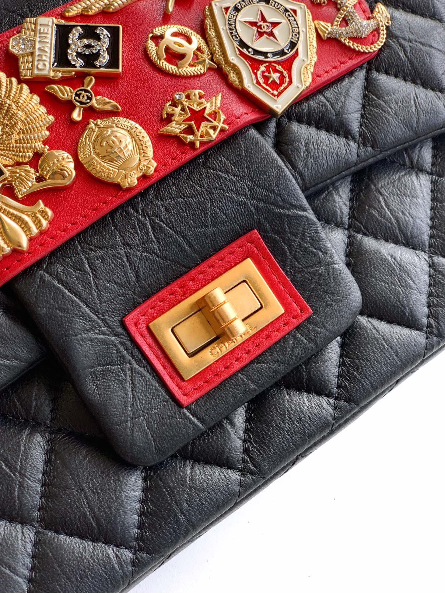 Chanel Basic Bag M-l