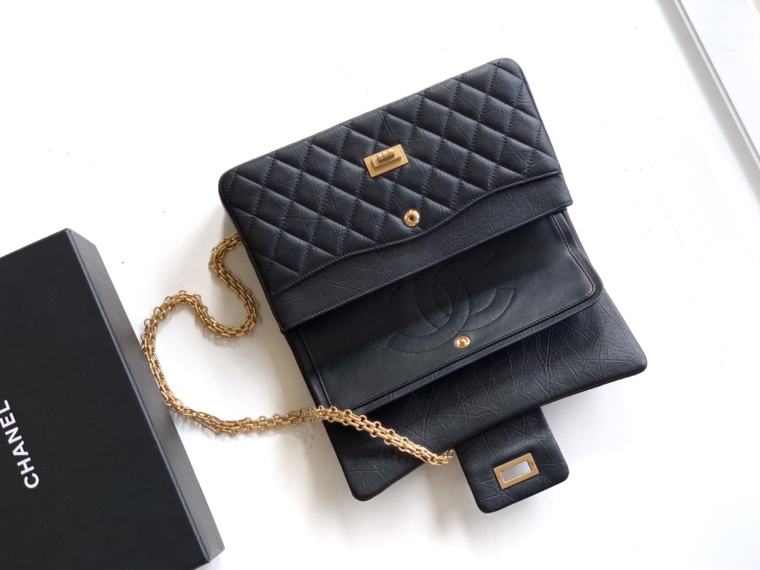 Chanel Basic Bag M-l