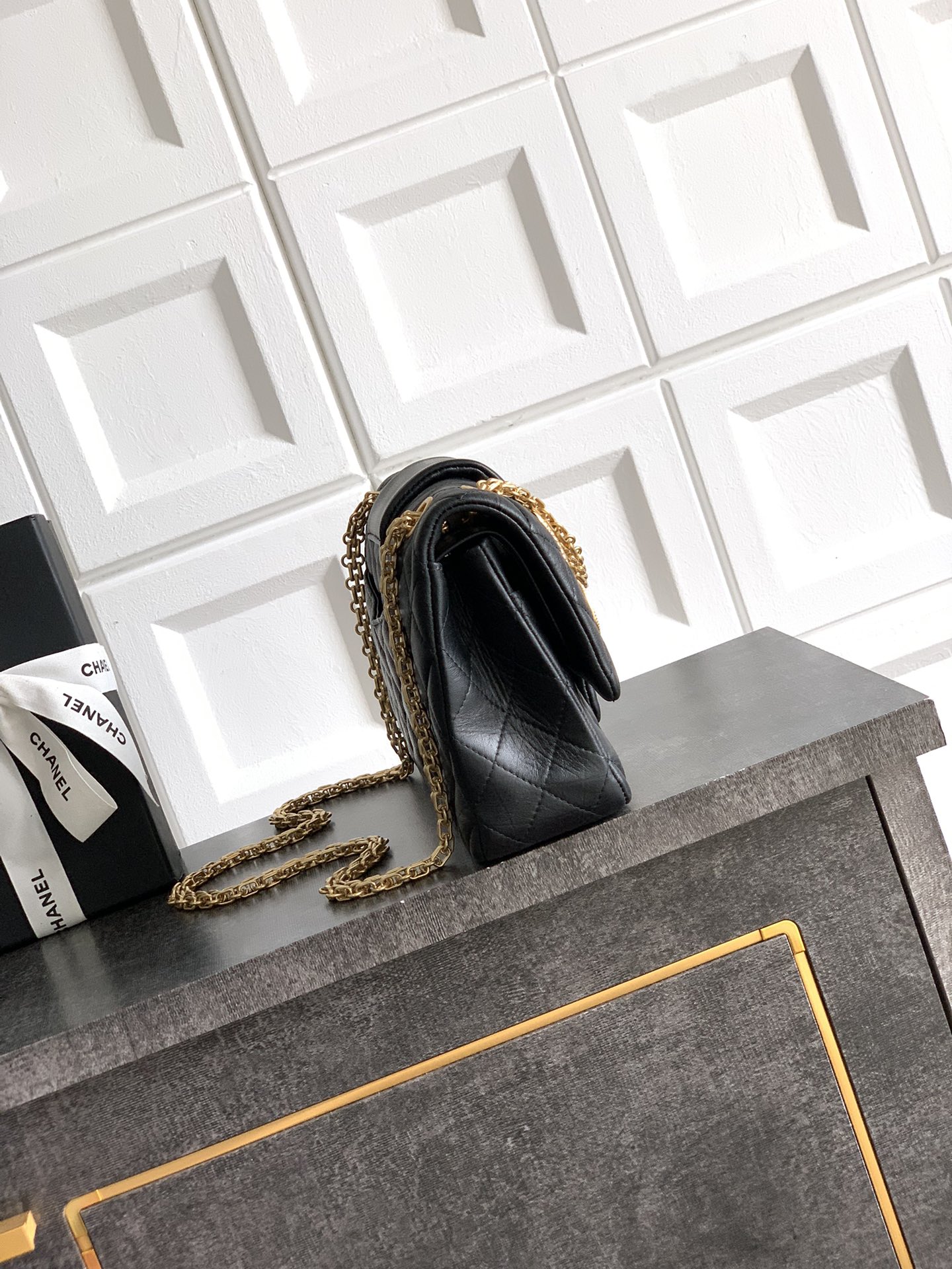 Chanel Basic Bag Black M-l