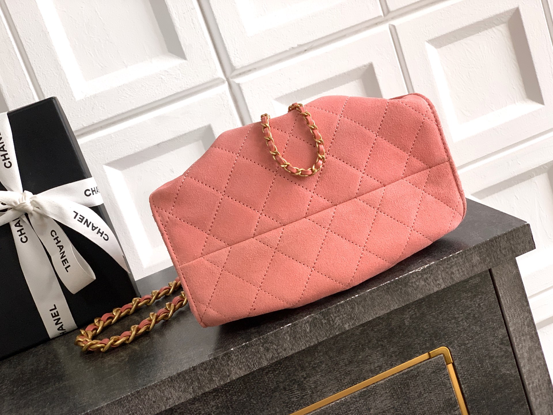 Chanel Bucket Bag Pink 22cm-m-l