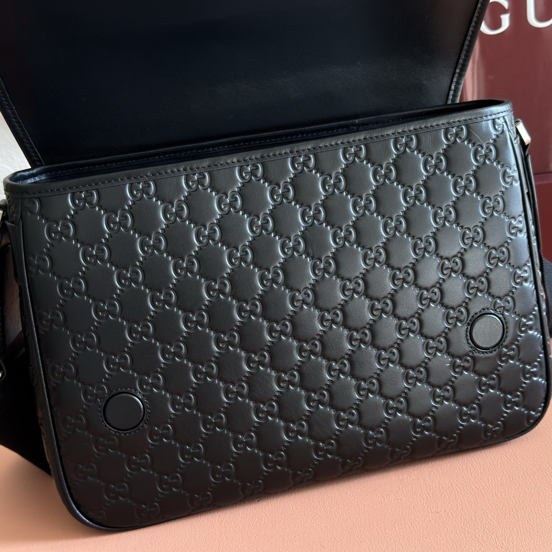 Gucci Crossbody Bag Canvas Black M-l