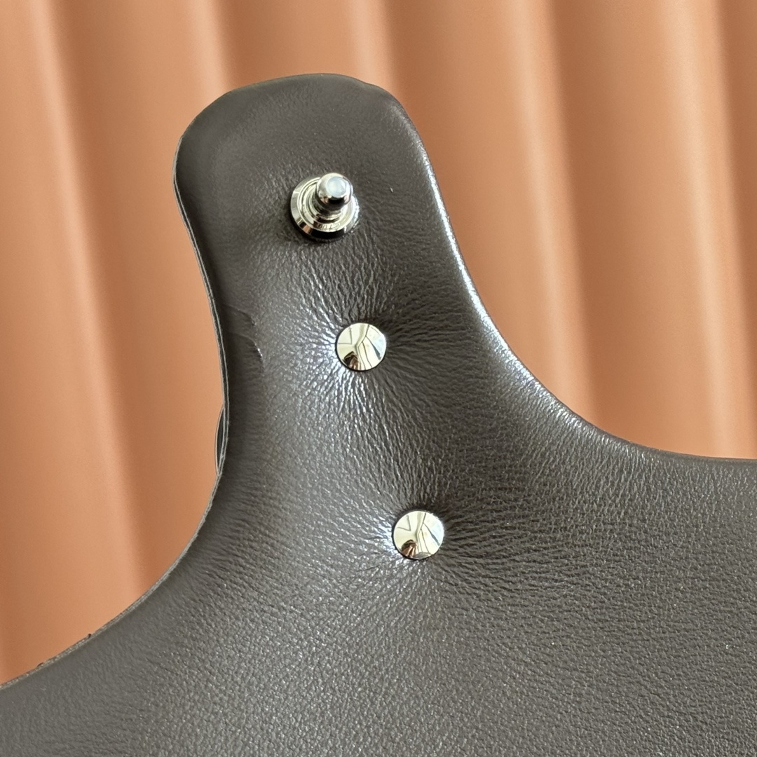 Gucci Basic Bag Cow Leather Black M