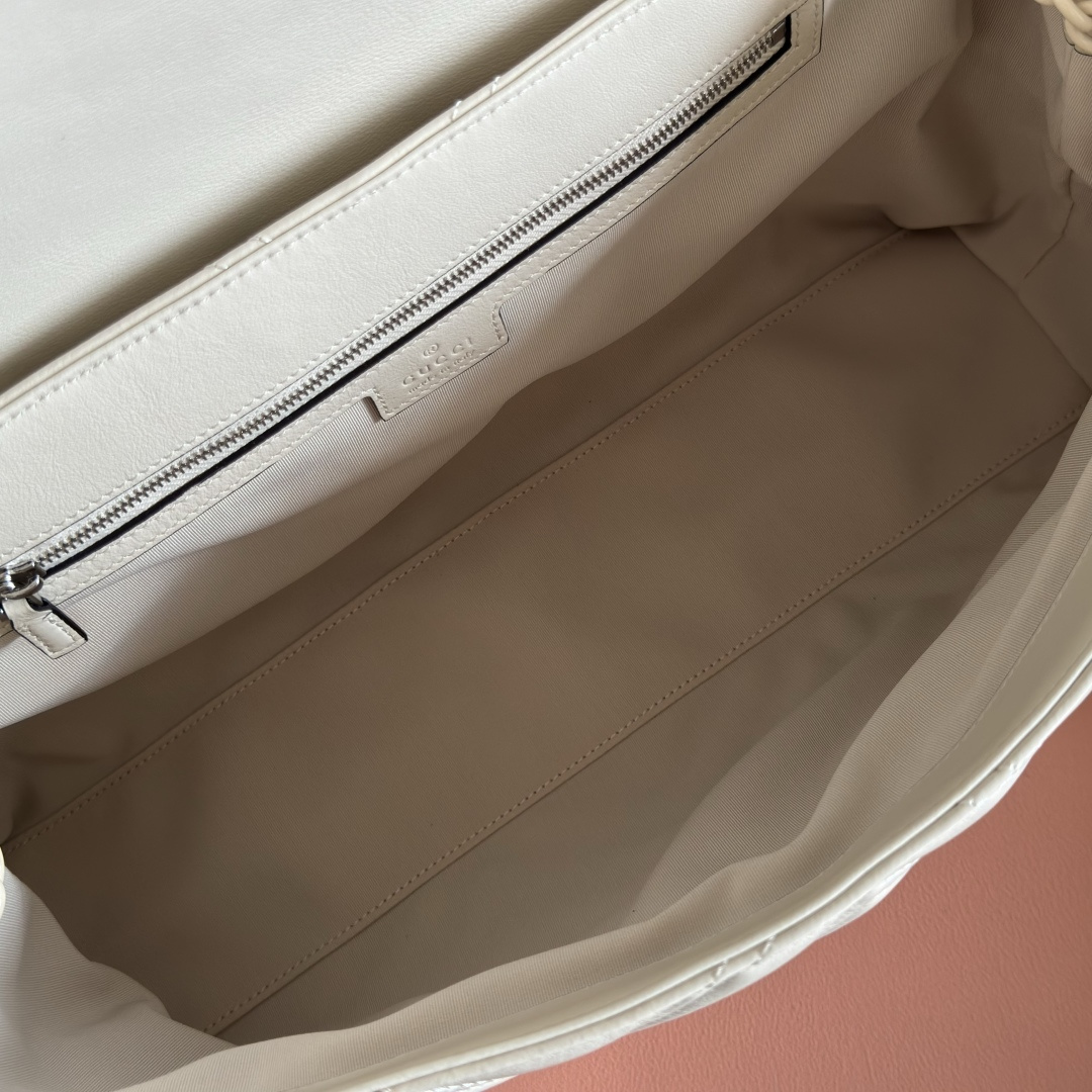 Gucci Basic Bag Cow Leather Black M