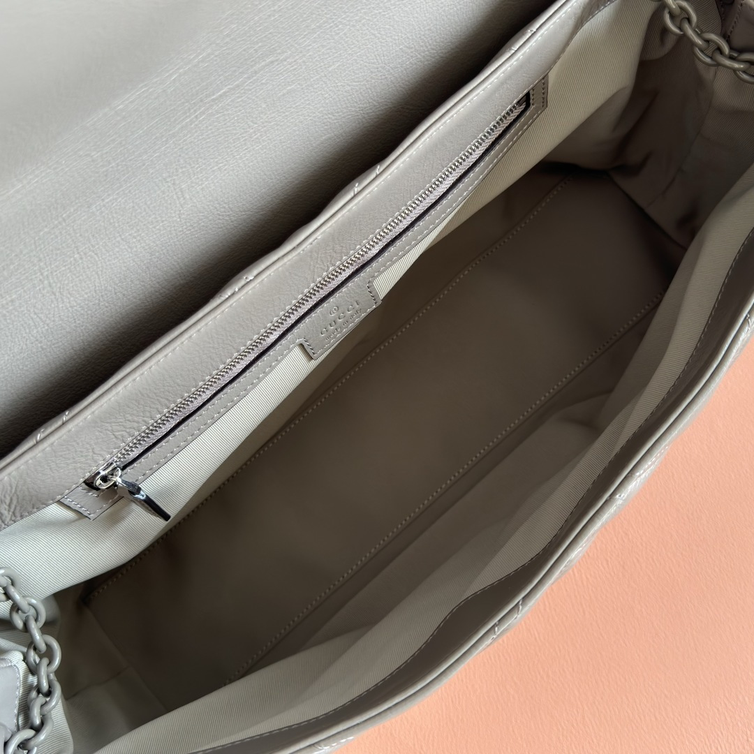 Gucci Basic Bag Cow Leather Black M