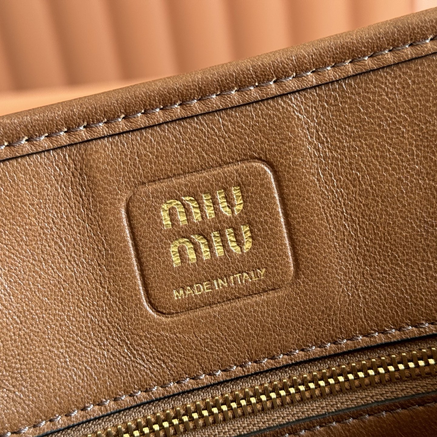 Miu Miu Basic Bag Gold M-10cm