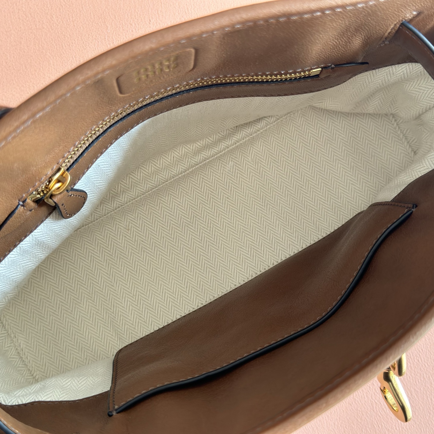 Miu Miu Basic Bag Gold M-10cm