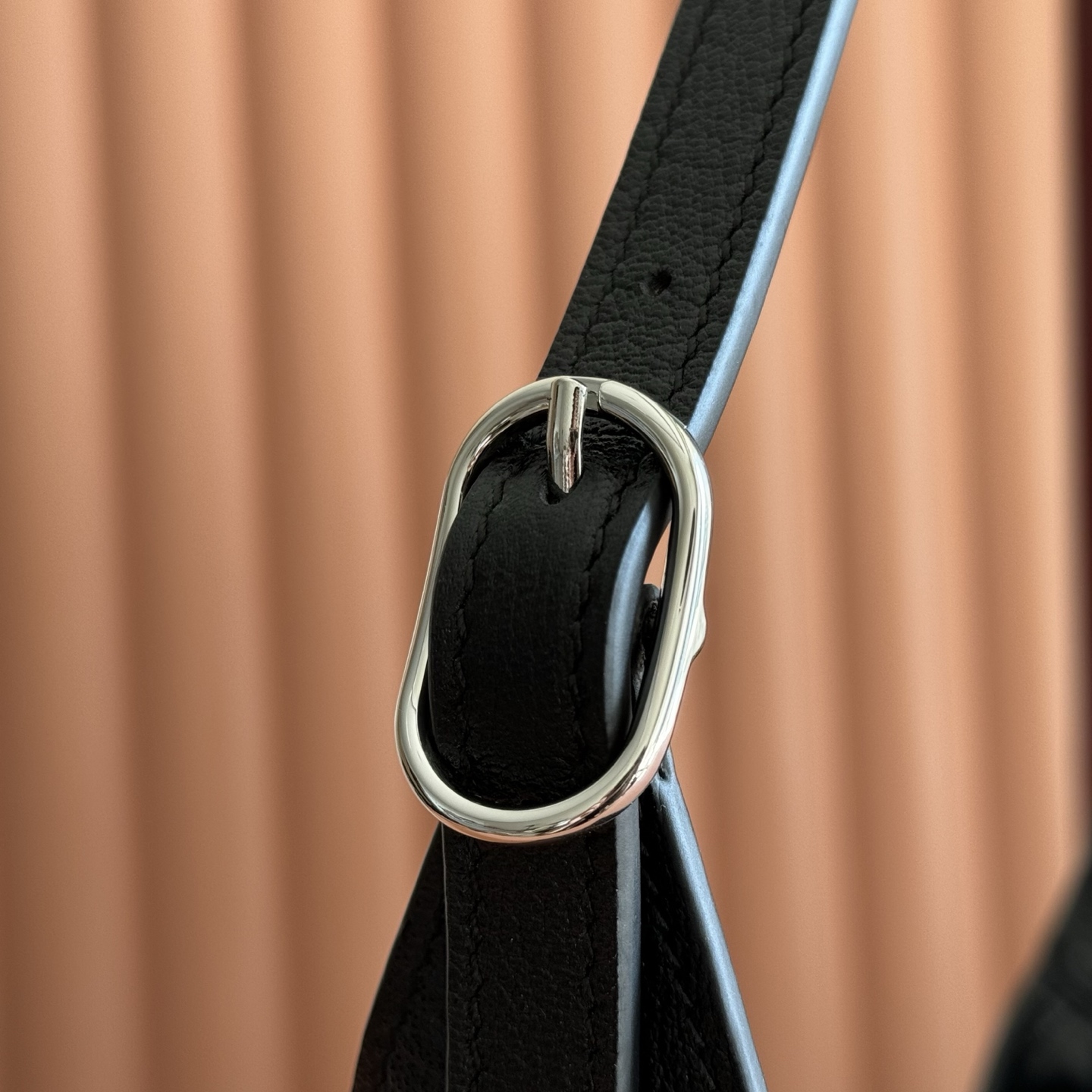 Gucci Basic Bag Black M-l