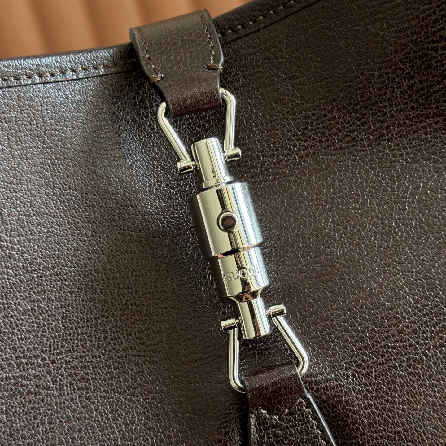 Gucci Basic Bag Black M-l