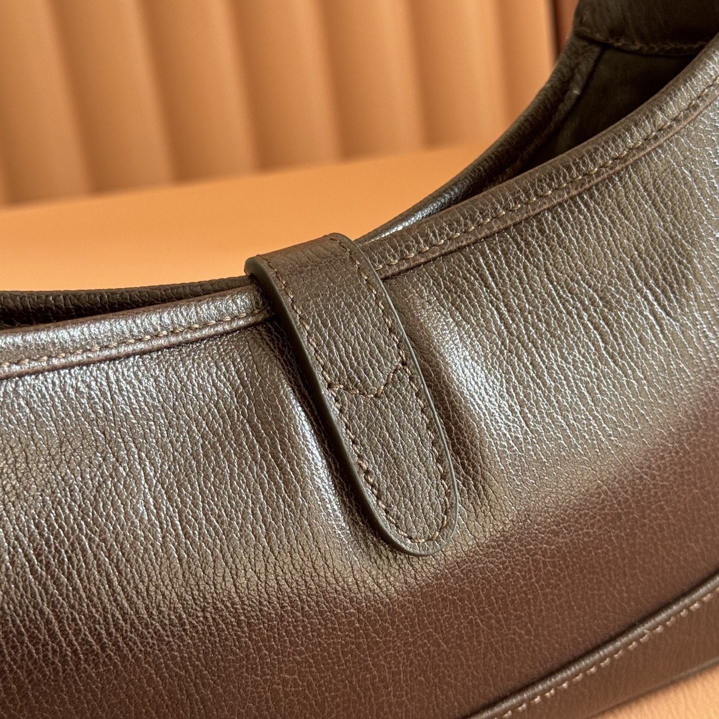 Gucci Basic Bag Canvas Brown M-l