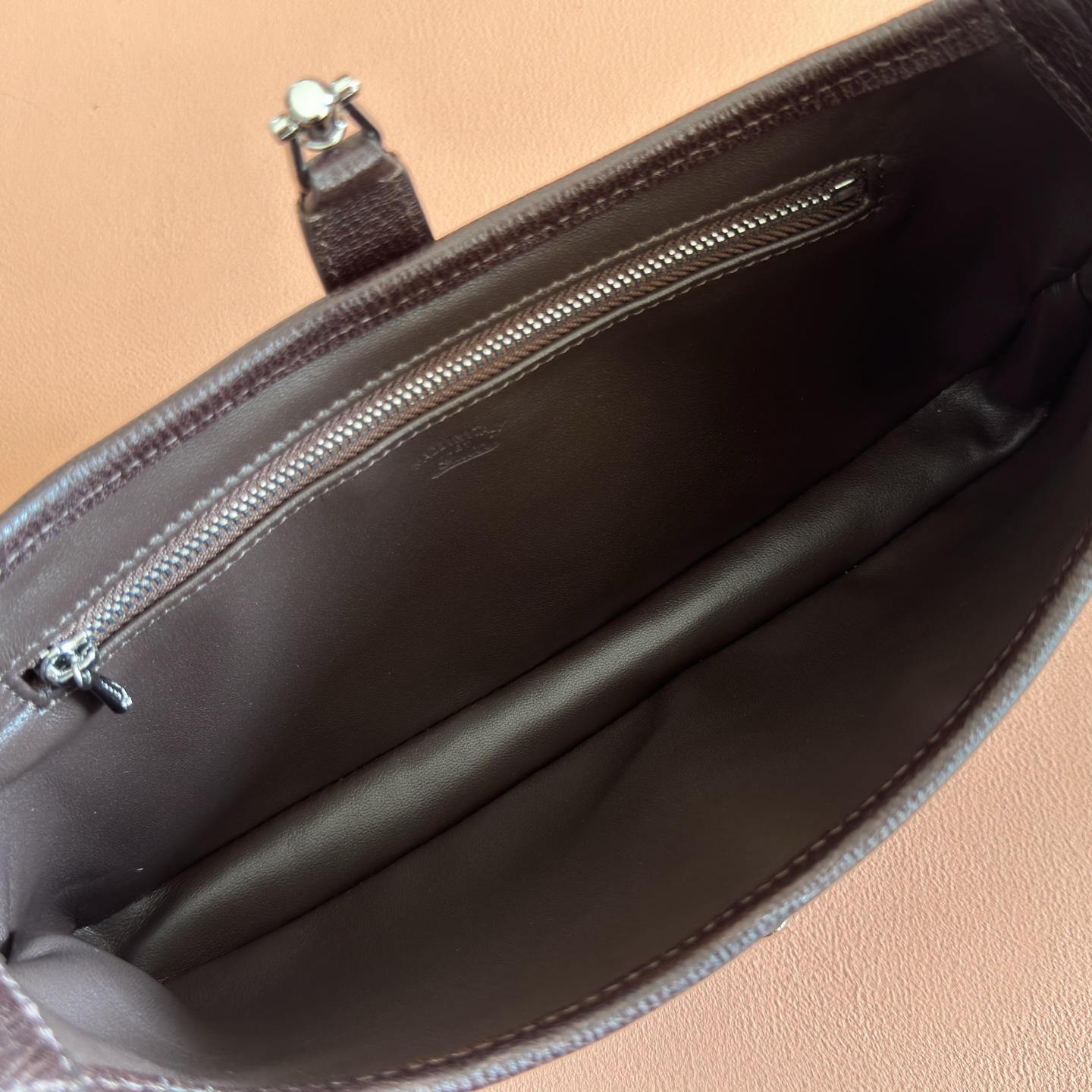 Gucci Basic Bag Canvas Brown M-l