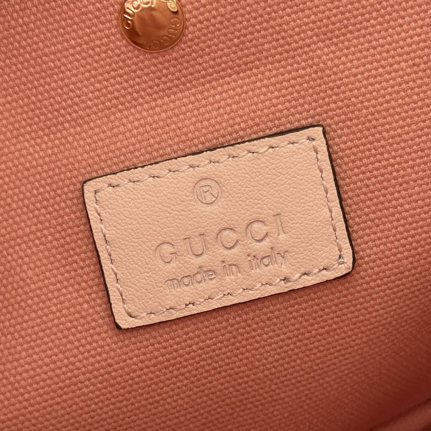 Gucci Bucket Bag Cow Leather Gold M-l