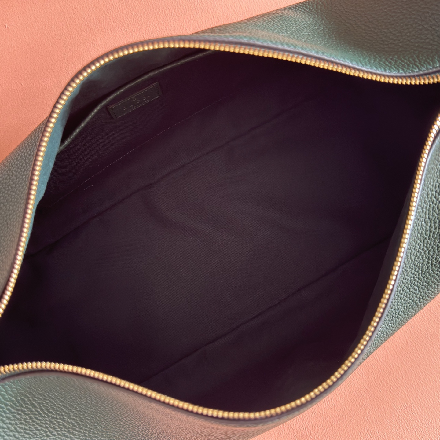 Gucci Basic Bag Cow Leather White L-s