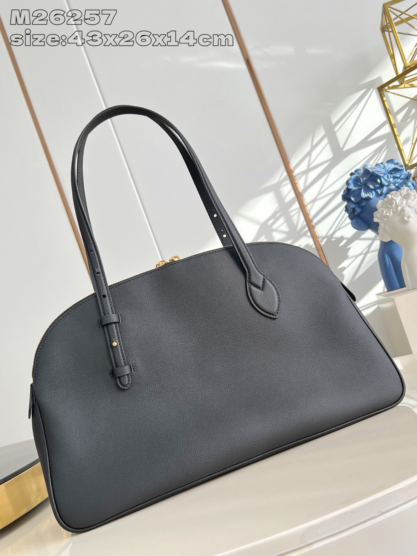 Louis Vuitton Basic Bag Cow Leather Gold M-l