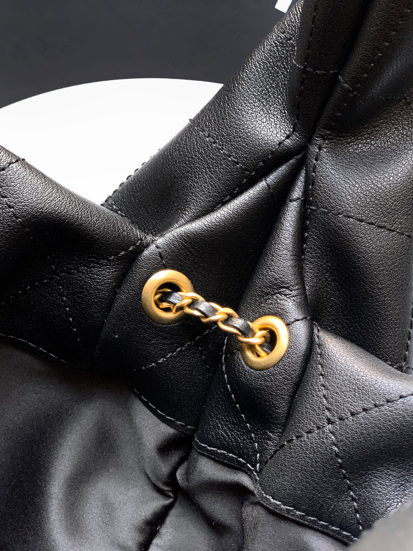 Chanel Male Basic Bag Cow Leather Black 12cm-l-s