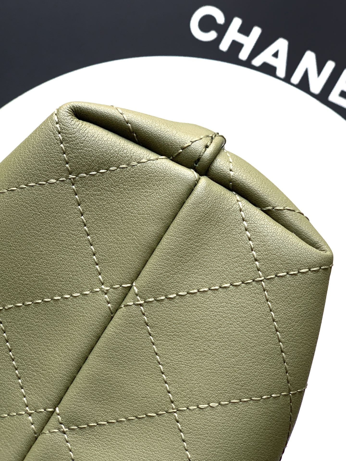 Chanel Male Basic Bag Cow Leather Green 12cm-l-s